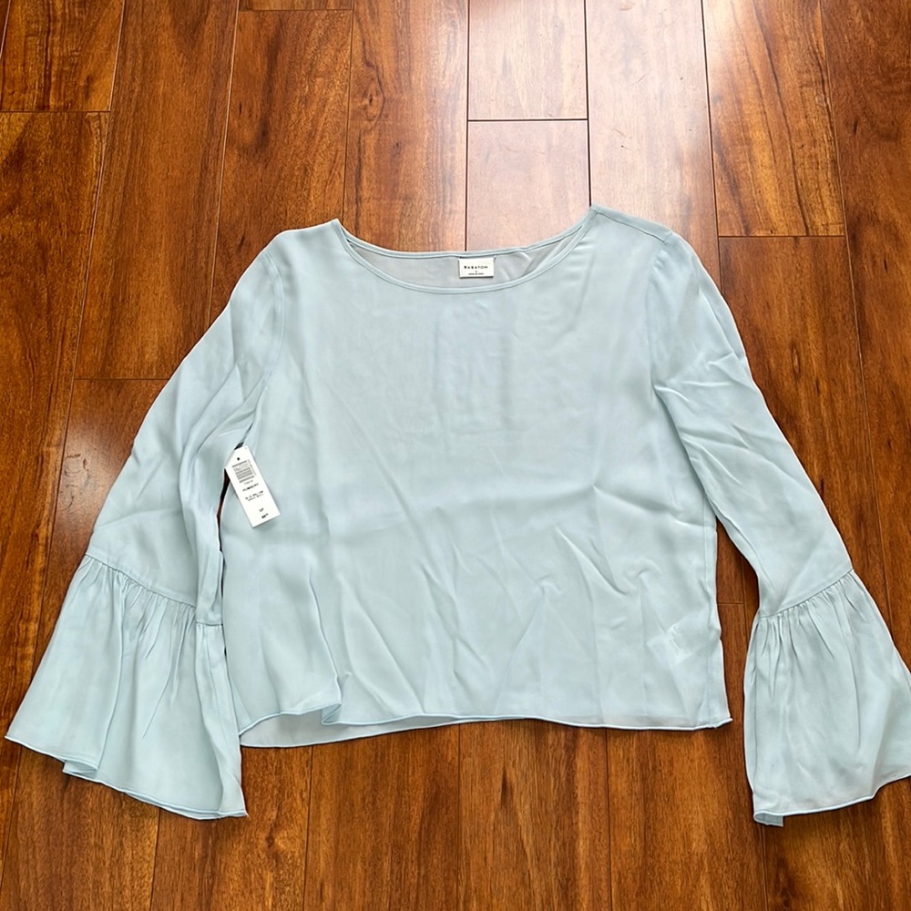 NWT beautiful Babaton Humbert Blouse